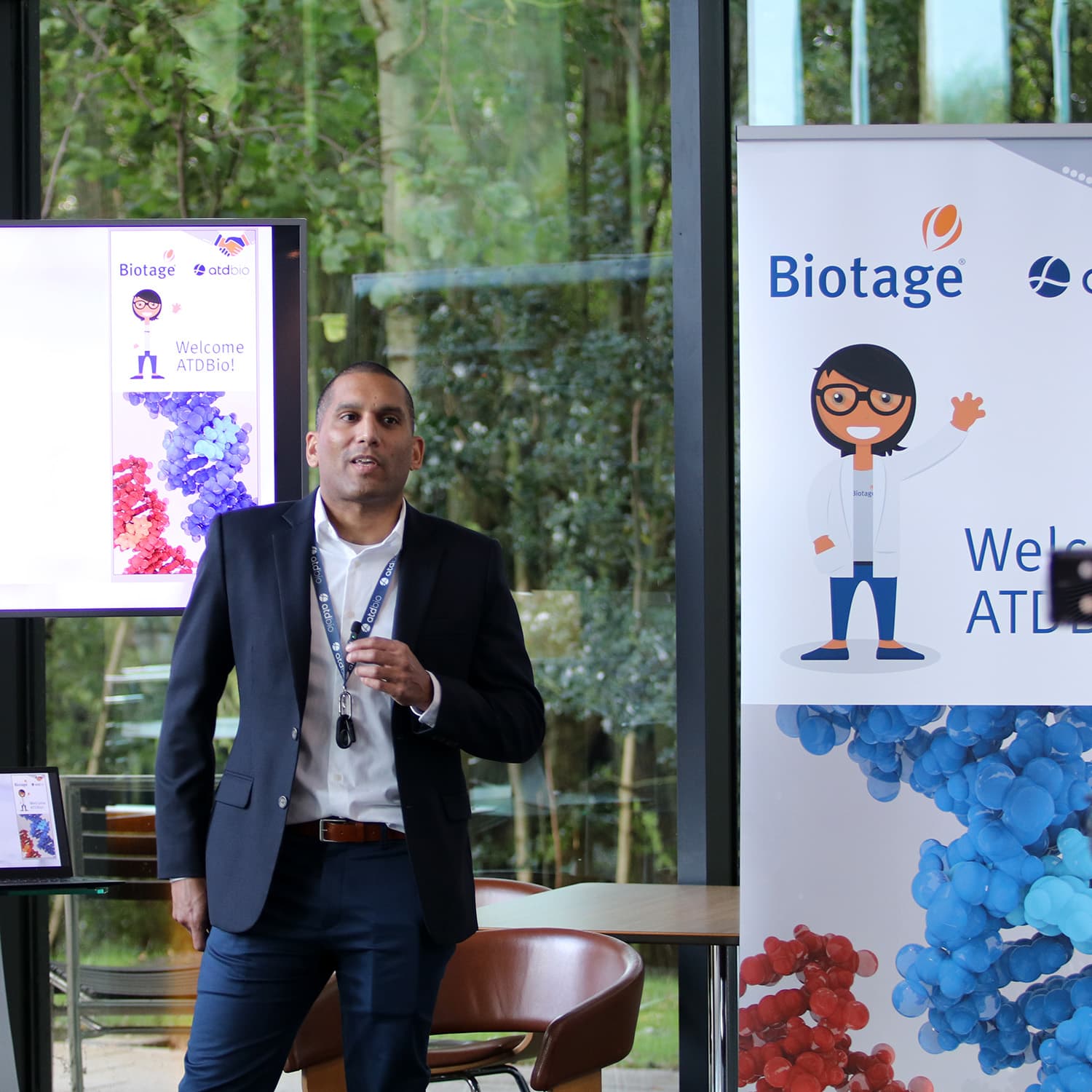 Dr Tom Brown (Jnr) announcing the acquisition of ATDBio by Biotage AB in October 2021